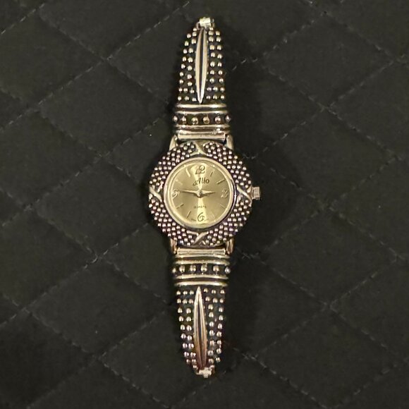 Vintage Alto Ladies Silver Watch with Stretchable Band - Picture 1 of 6